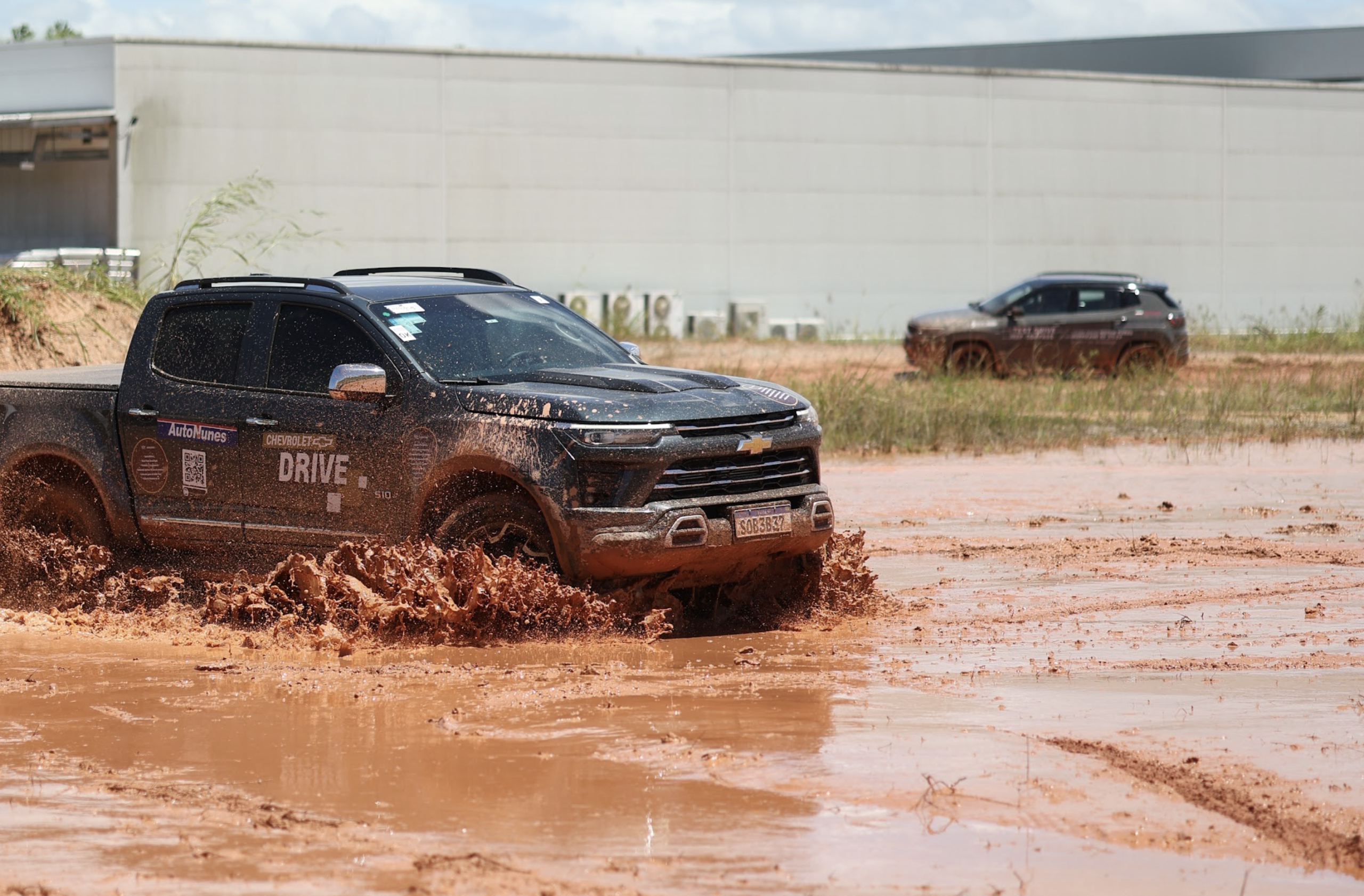 Captura-de-Tela-2026-04-21-as-21.56.01-scaled-1 Evento de veículos 4×4 e ação solidária acontecem no Recife Outlet nos dias 25 e 26 de abril