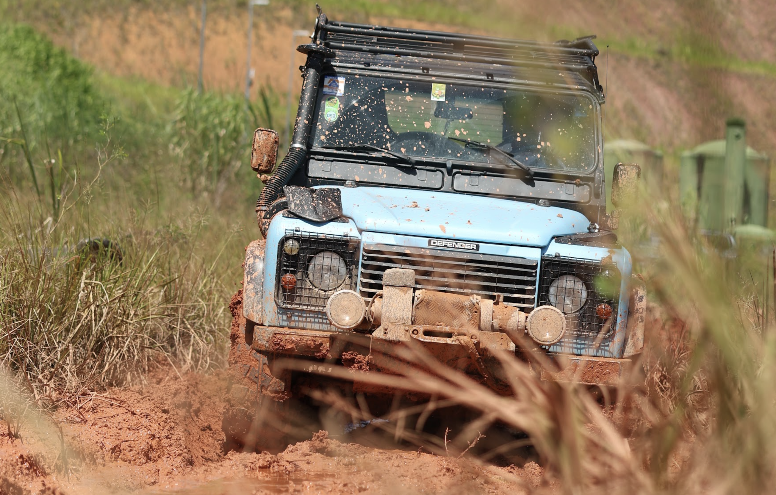 E9pWl5JQOkwcuXMEK034sWpUDURWRX-scaled Evento de veículos 4×4 e ação solidária acontecem no Recife Outlet nos dias 25 e 26 de abril