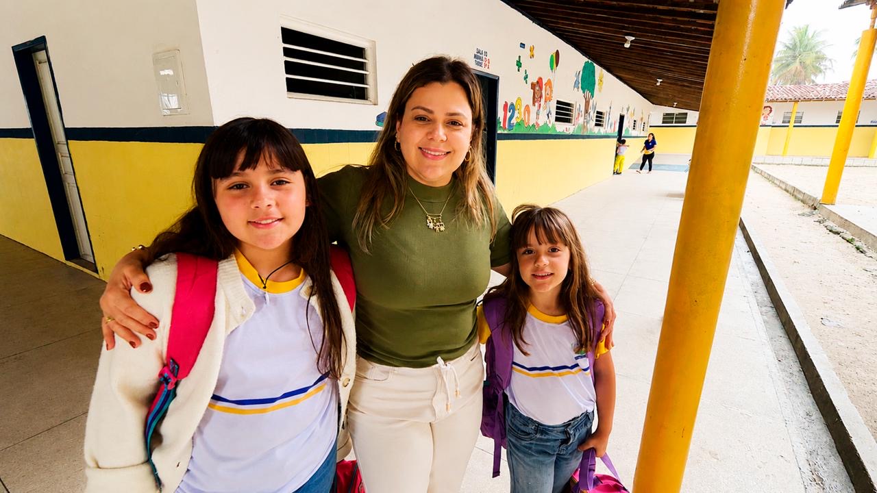 bMzSaIzGg4Mlgsuxs11TkP6ygMQr70 Dentista da família, gestora pública, empreendedora e mãe que acredita na educação municipal: conheça Samyra, pré-candidata a deputada federal